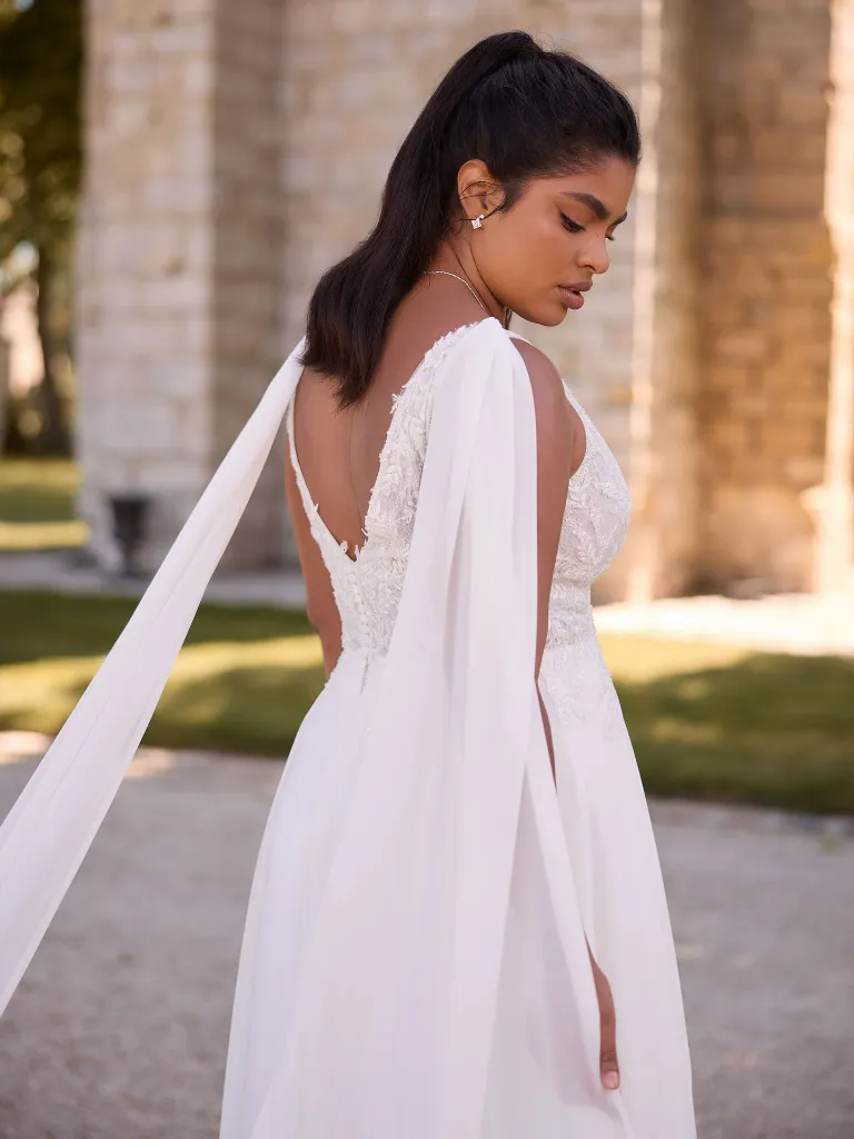 bianco-evento-limited-dress-plus-adan-_4__1_1.webp