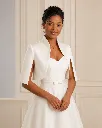 Cape de mariée E284 en crêpe ivoire chrisitiane boutique guadeloupe mariage (2).webp