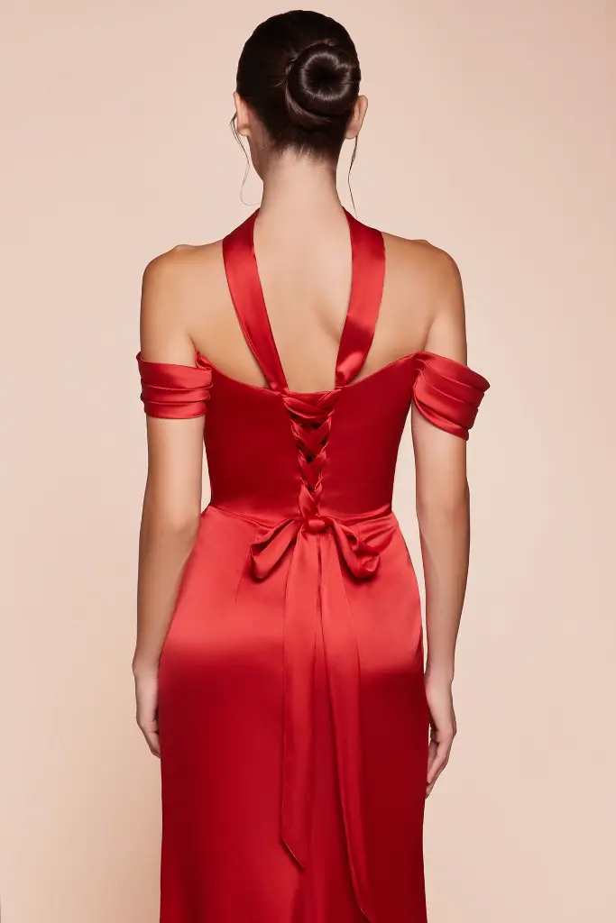 7452_RED_3.webp