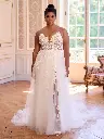 Bianco-Evento-Limited-dress-plus-Karlly-(1).webp