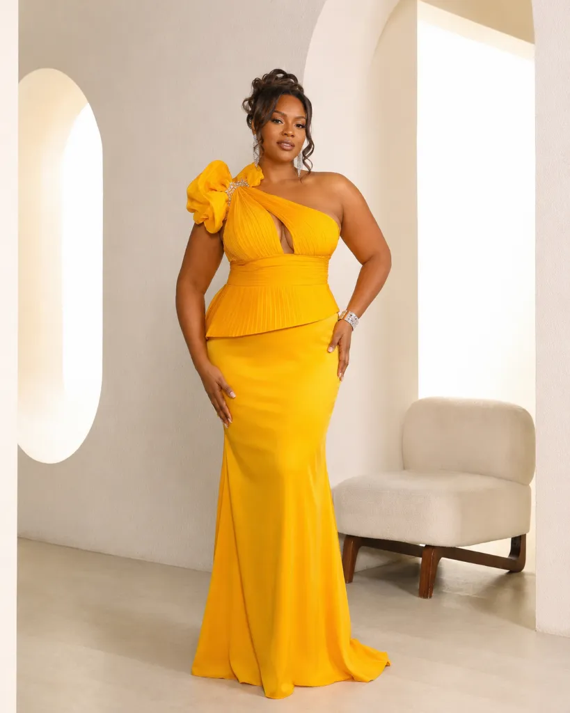 Assymetric Sleeveless Sheath Evening Dress