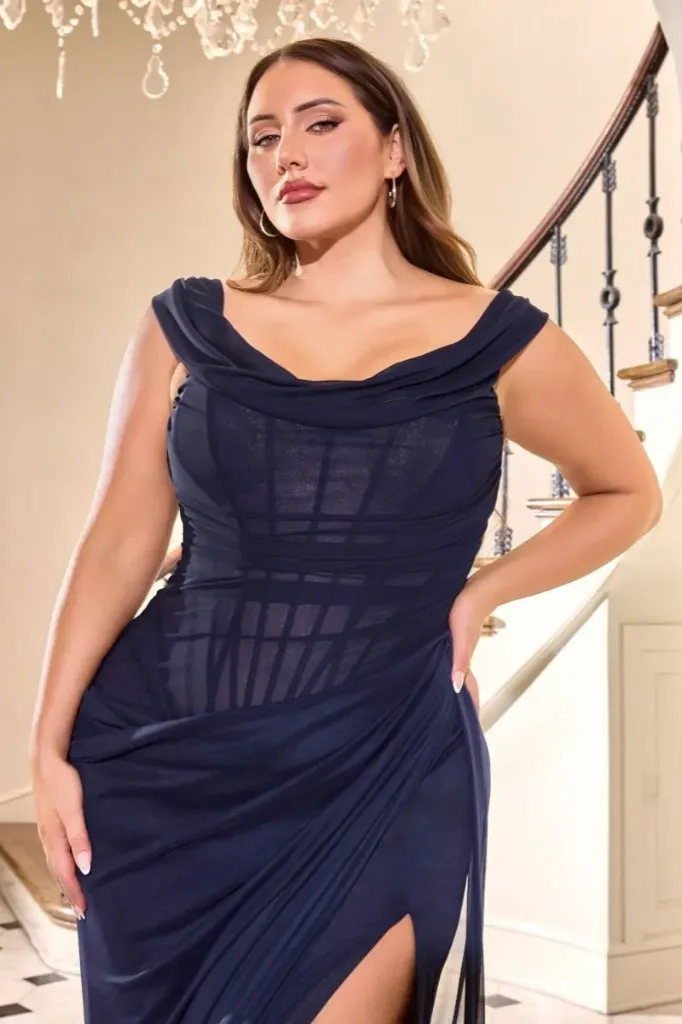 Robe longue drapée épaules dénudées – CD387C